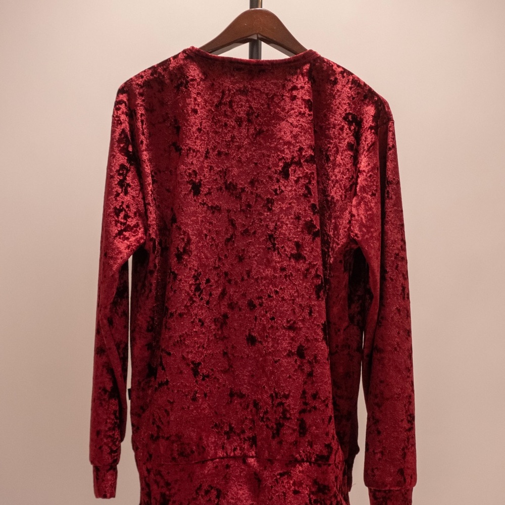 Red Crushed velvet long sleeve size Large